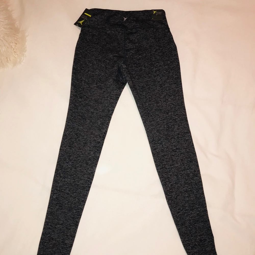 Old Navy Active Leggings